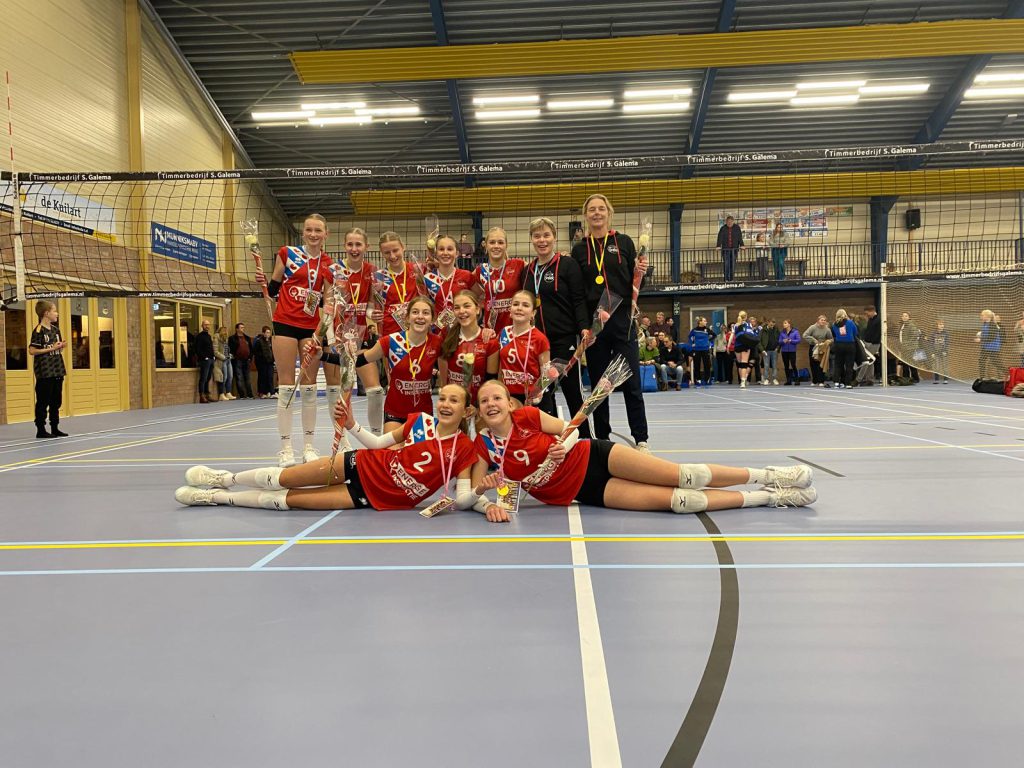 Meisjes B1 VC Sneek kampioen